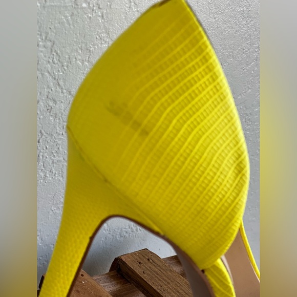 Jessica Simpson Bright Yellow Kitten High Heels Sz 7 - Picture 4 of 4